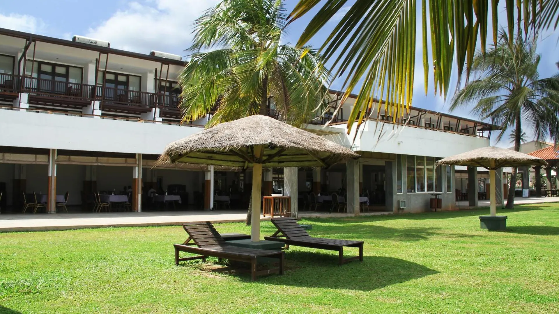 Goldi Sands Hotel Negombo 5*,