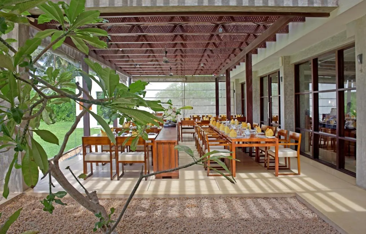 Goldi Sands Hotel Νεγκόμπο