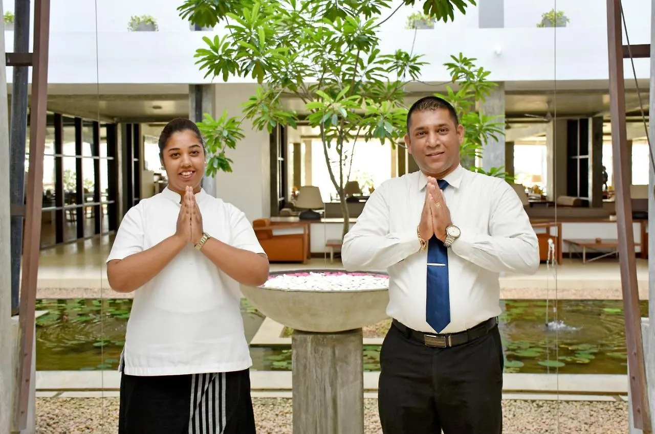 Goldi Sands Hotel Negombo 5*,  Sri Lanka